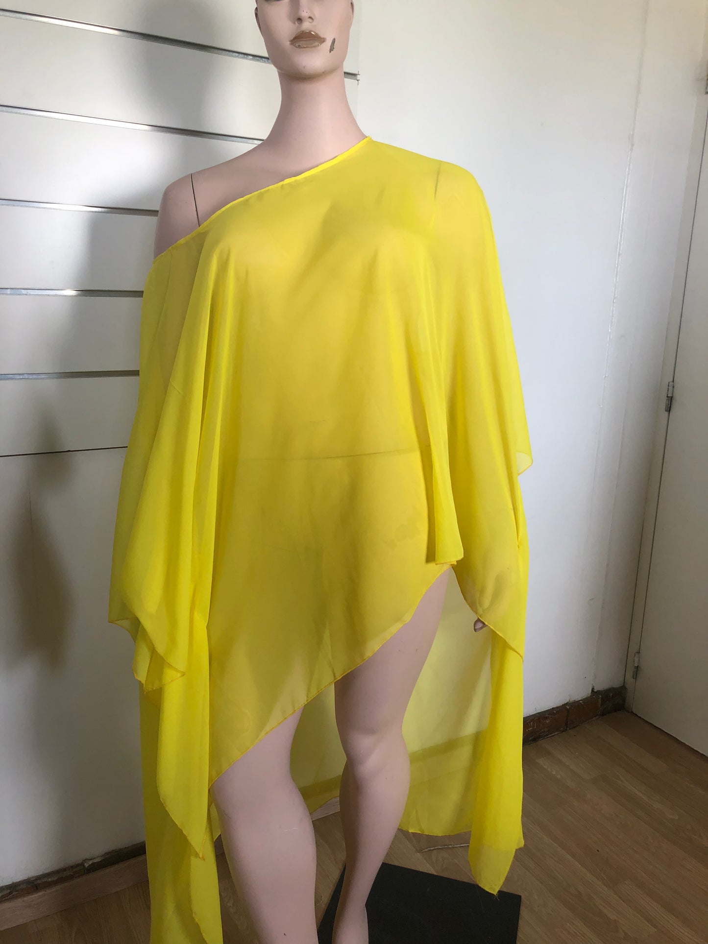 Tunique en voile asymétrique grande taille création artisanale
